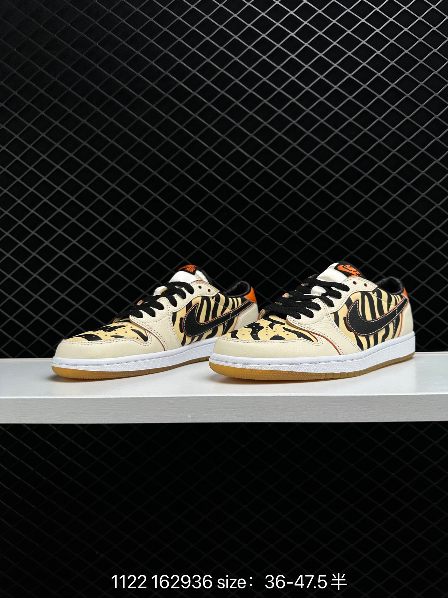 Travis Scott X Air Jordan 1 Low 